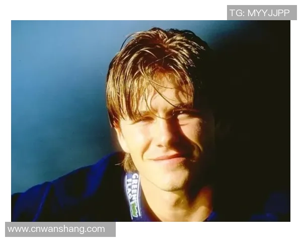 现役足坛男神级球星颜值与实力并存的魅力全解析