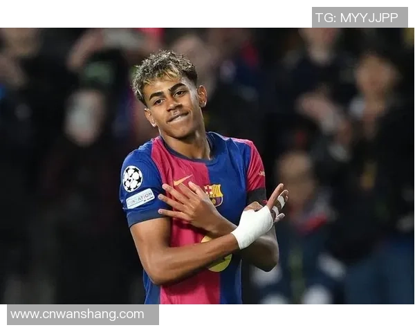 第一名足球明星身份揭秘原来他竟是世界足坛传奇巨星的儿子