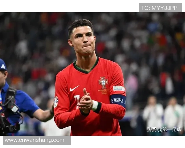 足球历史十大误判球星榜单揭示裁判争议与判罚风波的背后真相