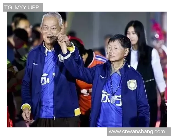 足球明星慈善行动背后的故事与无私奉献精神的深刻解析