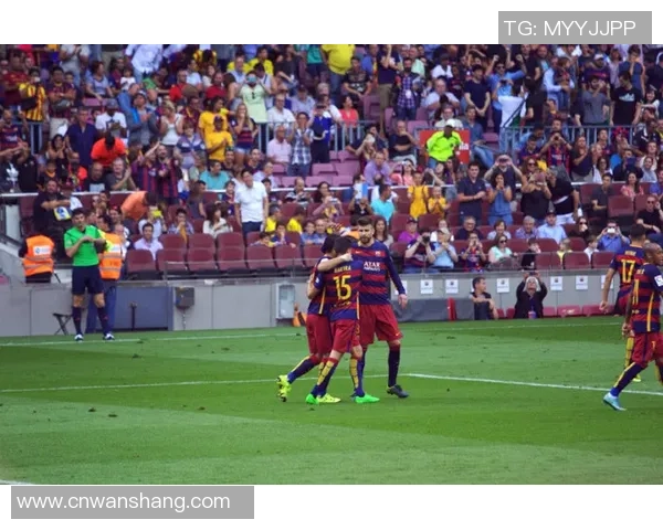 足球球星铠甲:守护荣耀与梦想的力量装备揭秘 足球球星铠甲:守护荣耀与梦想的力量装备揭秘